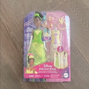 Disney Princess Tiana 2 in 1 stories Doll. NWT.